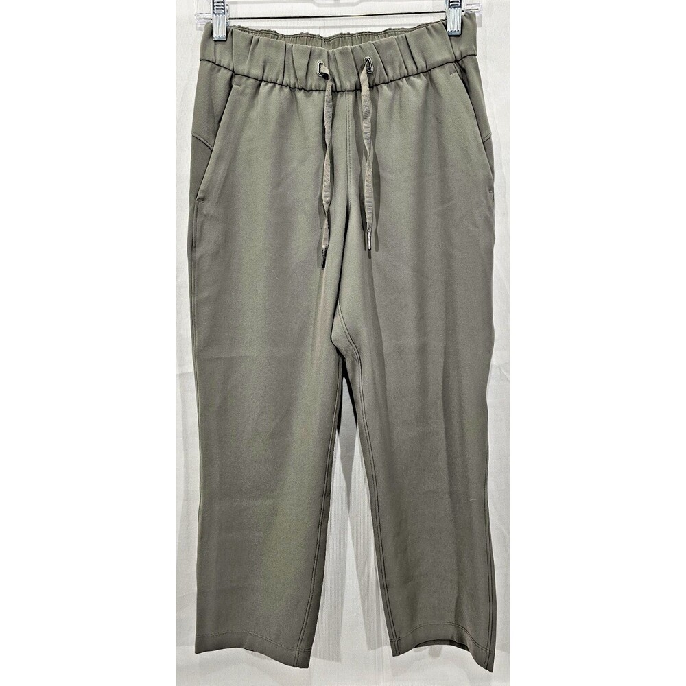 Lululemon On The Fly Pants Drawstring Crop Sage Green Athleisure Travel Womens 4
